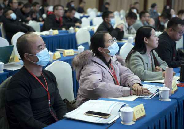 第十三届全国地市新媒体创新发展峰会在株洲召开